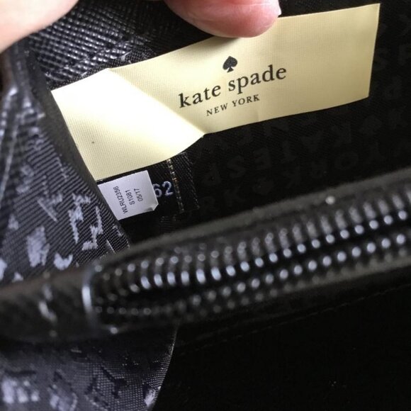 Kate Spade Wilson Road Neda Black Nylon Zip Around Wallet, Like New Condition - Picture 3 of 8
